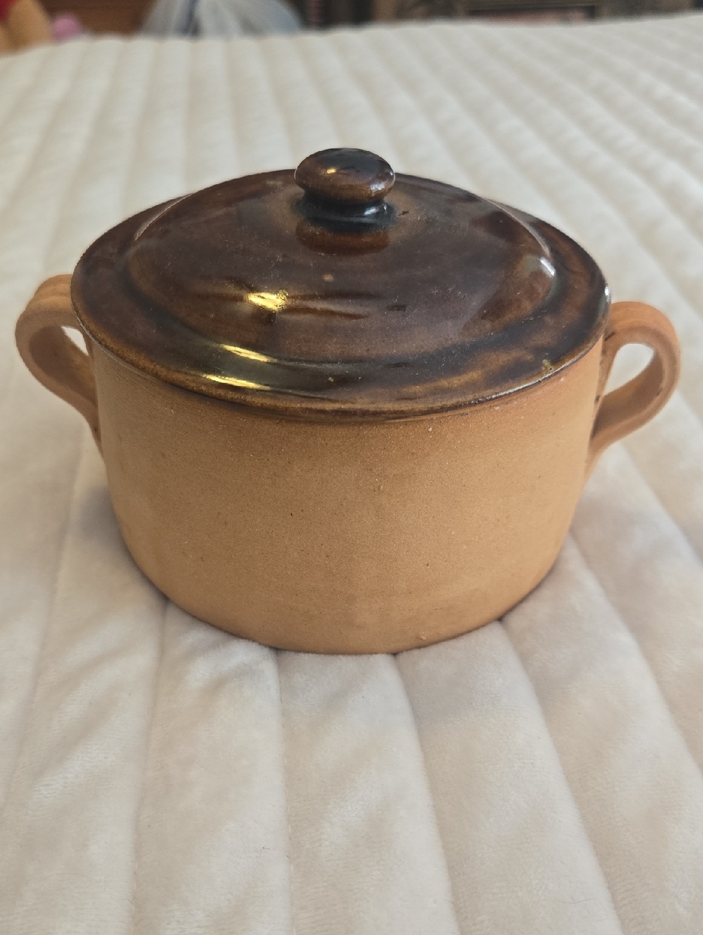 Brown's Pottery, Two-Tone Brown Stoneware Lidded Casserole